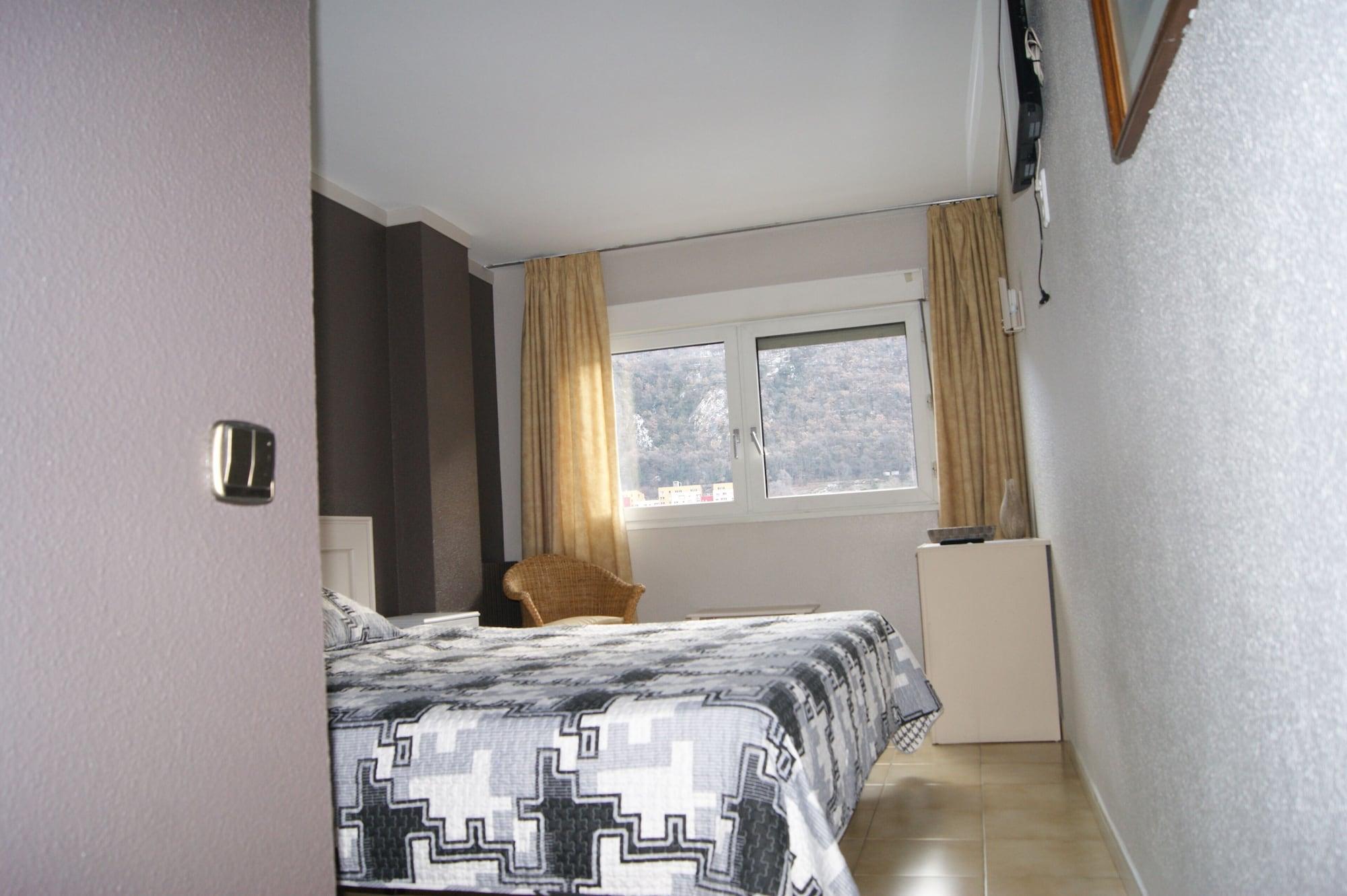 Hotel Font Del Marge Andorra la Vella Exterior photo
